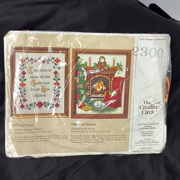 The Creative Circle Needlework Embroidery Holiday Kit 2300 Cozy Hearth - Picture 5 of 7